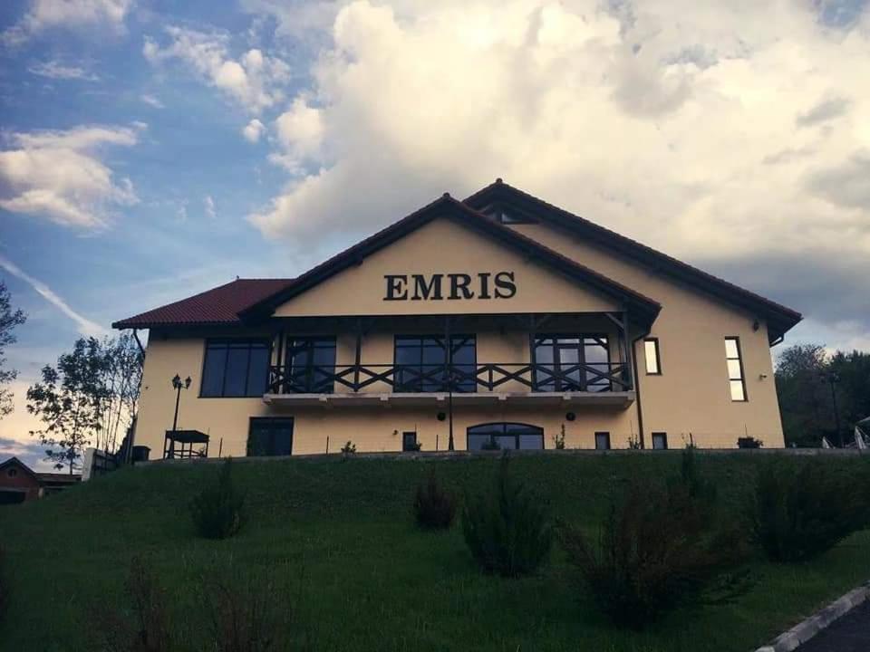 Pensiunea Emris Spatac Bagian luar foto