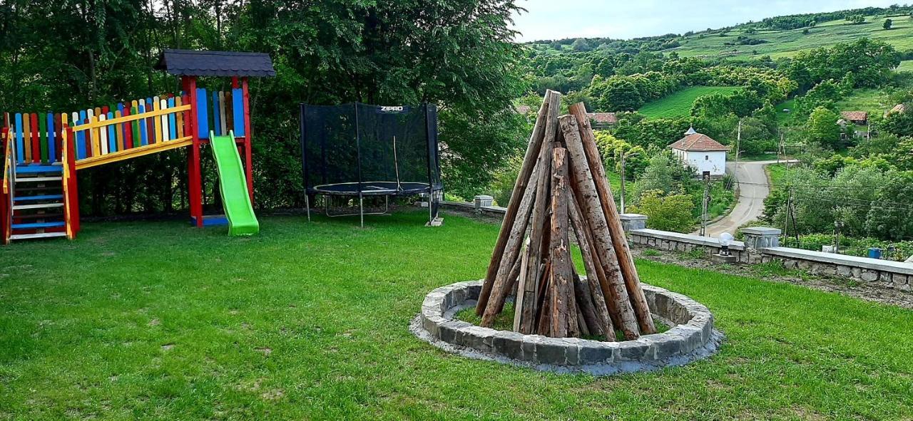Pensiunea Emris Spatac Bagian luar foto